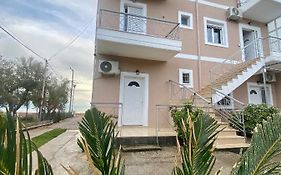Vangjelis Hotel
